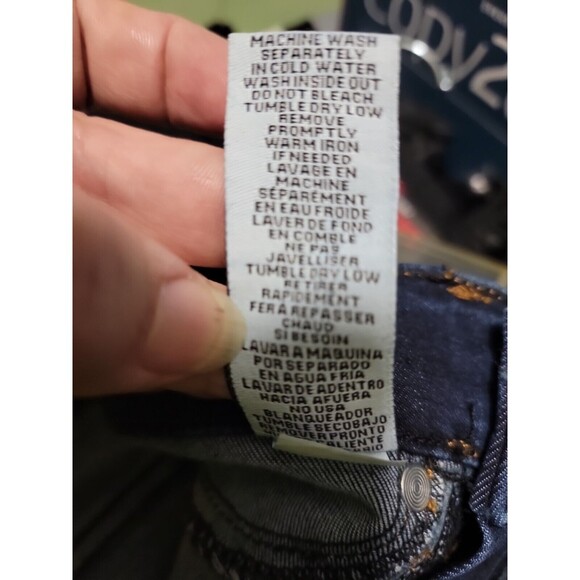 Celebrity Pink Curvy Mid-Rise Jeans, The Deb, Size 1/25 - Picture 7 of 8